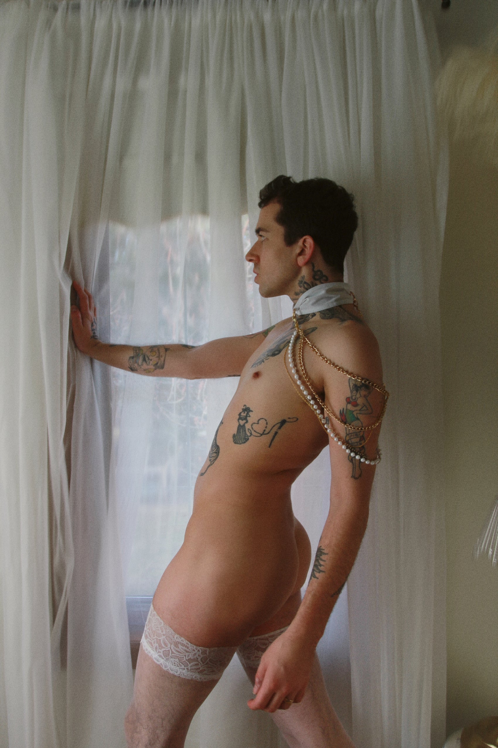 Heaven Sent Chain Neck Band