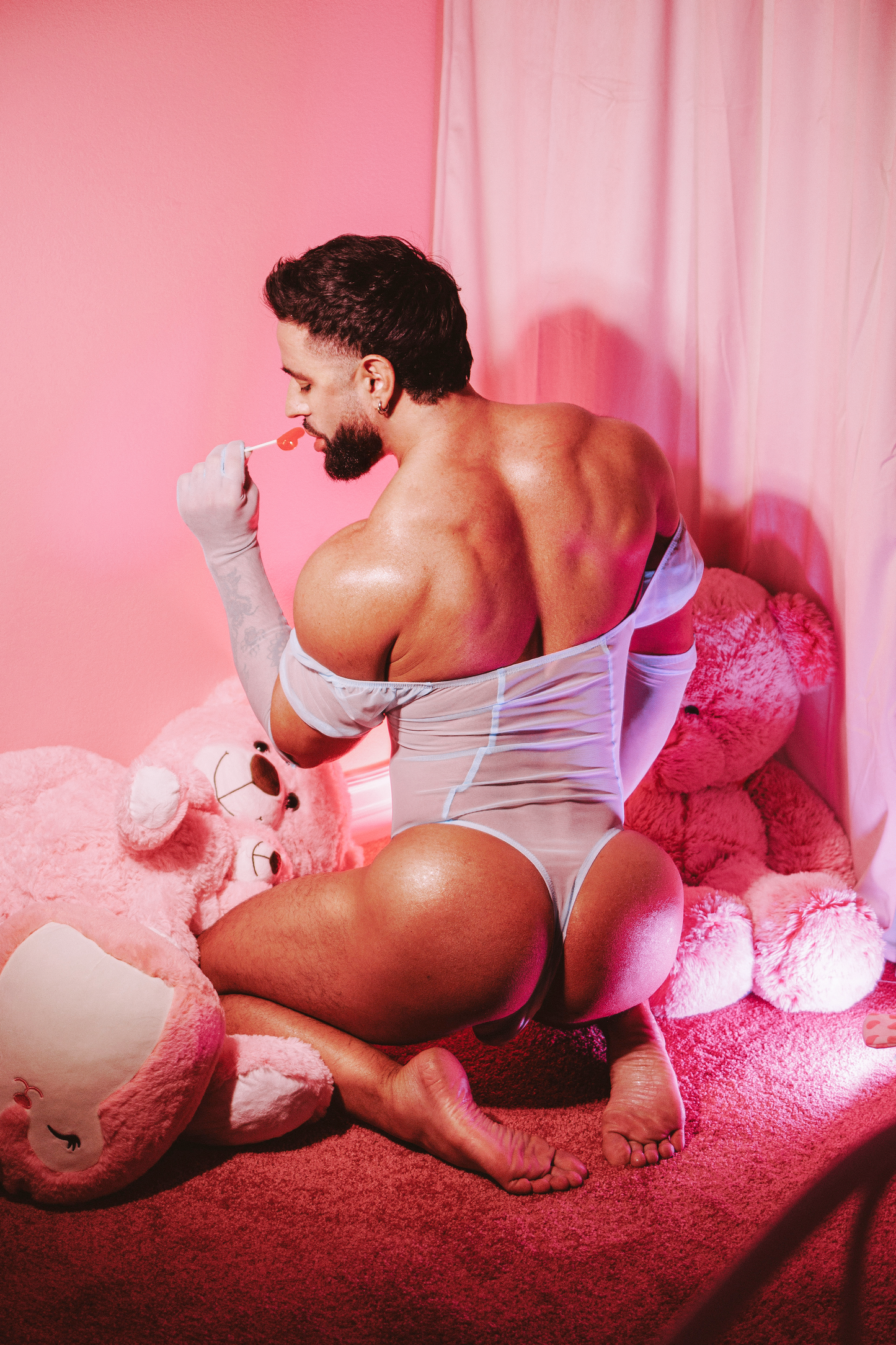Damn, Cupid. Teddy Romantique