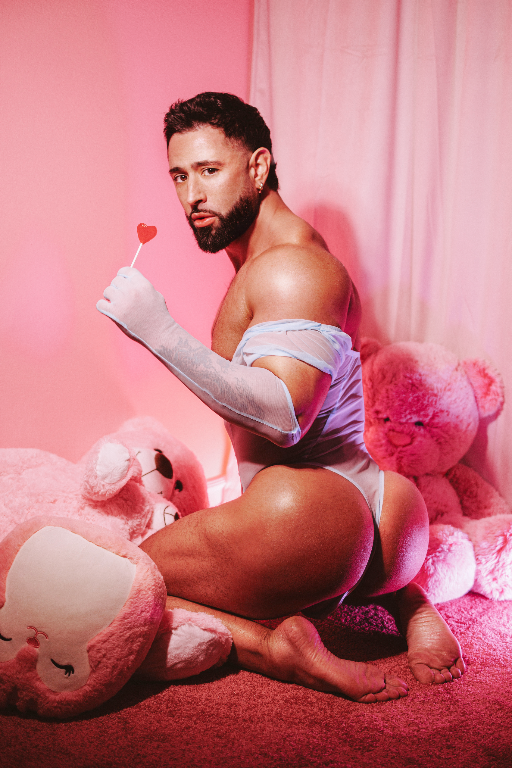 Damn, Cupid. Teddy Romantique