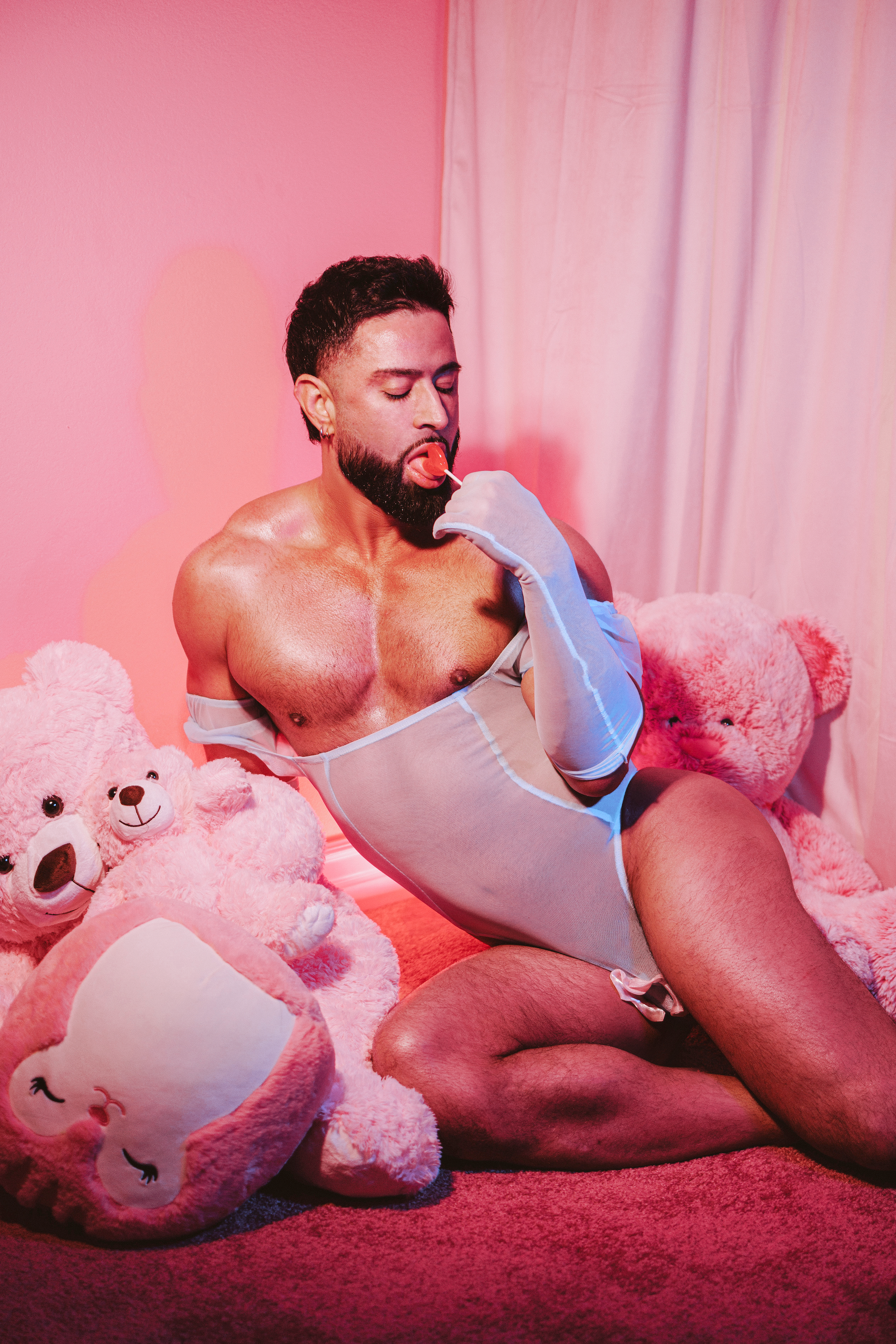 Damn, Cupid. Teddy Romantique