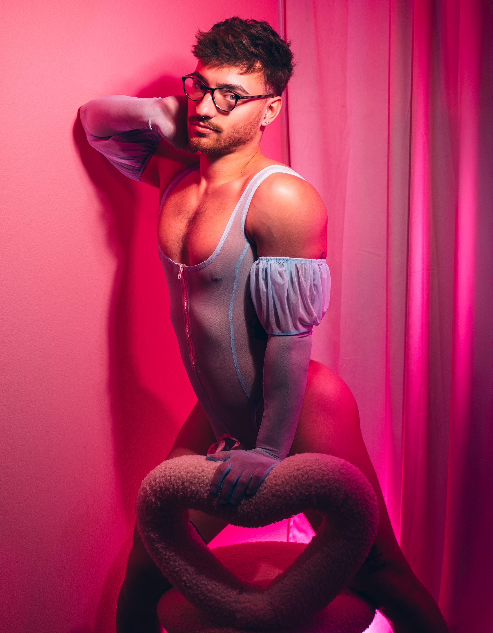 Damn, Cupid. Gants Froncés